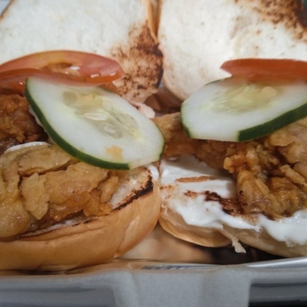 CRISPY chicken burger